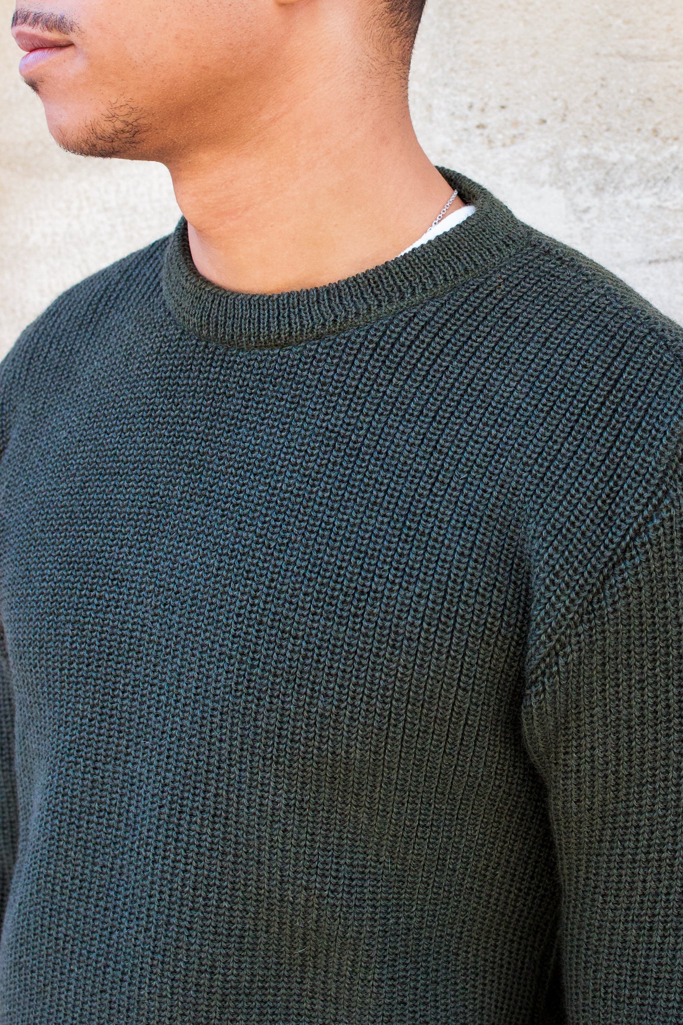 Rundhals Sweater Virgin Wool Military Green bleubrut